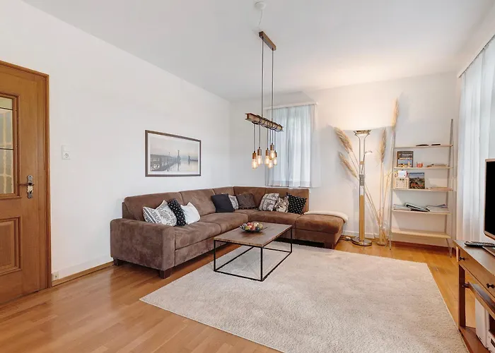 Apartment Rotes Haus Ueber Den Weinbergen *